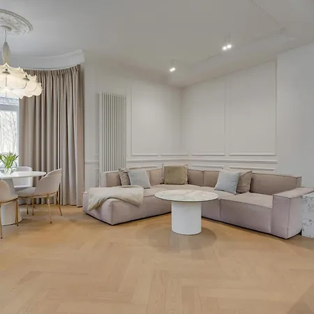 Luxury סופוט